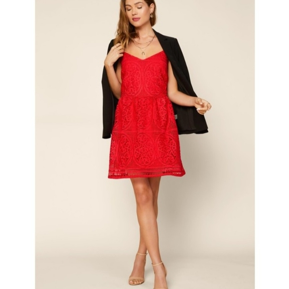 Skies Are Blue Tatum Dress - Picture 1 of 2